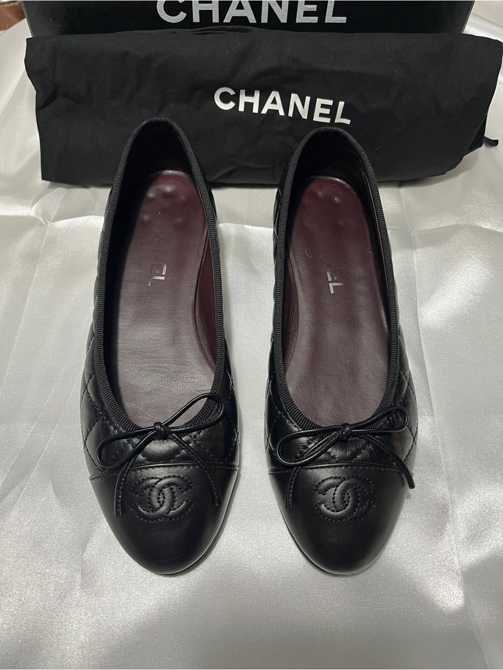 CHANEL Black Quilted Ballet Flats with CC Logo